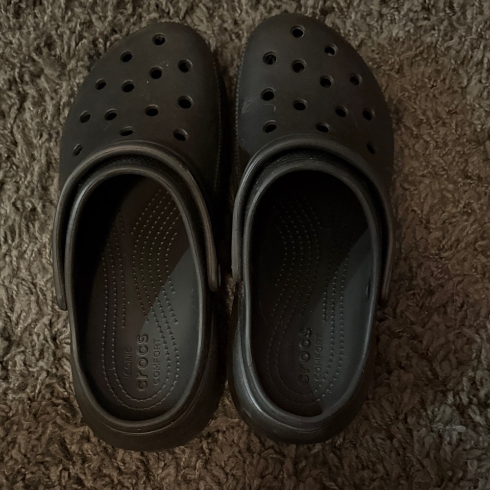 Black Platform Bae CROCS
